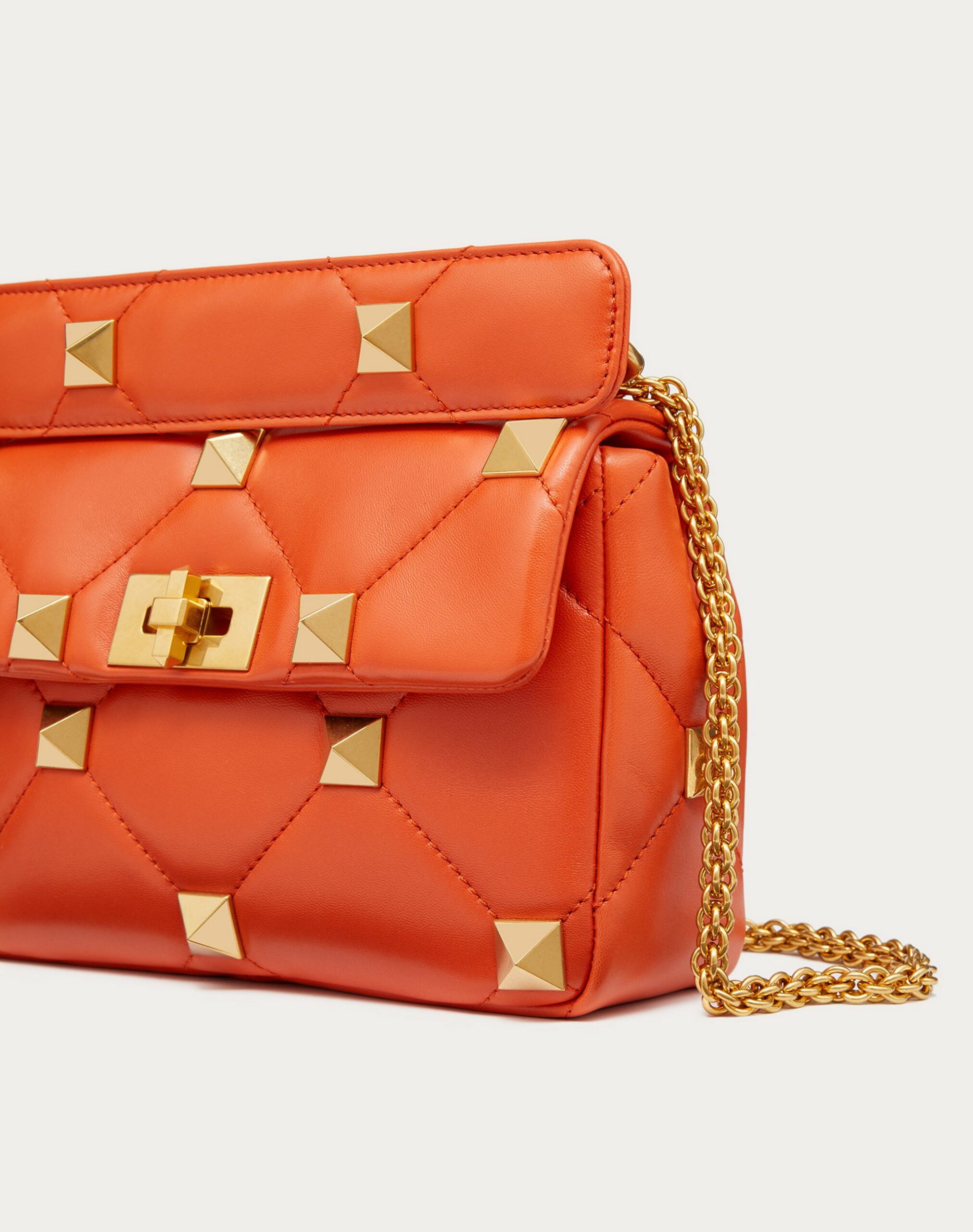 Valentino Medium Roman Stud The Shoulder Bag In Nappa With Chain Orange Zest (VW0B0I82BSFW03)