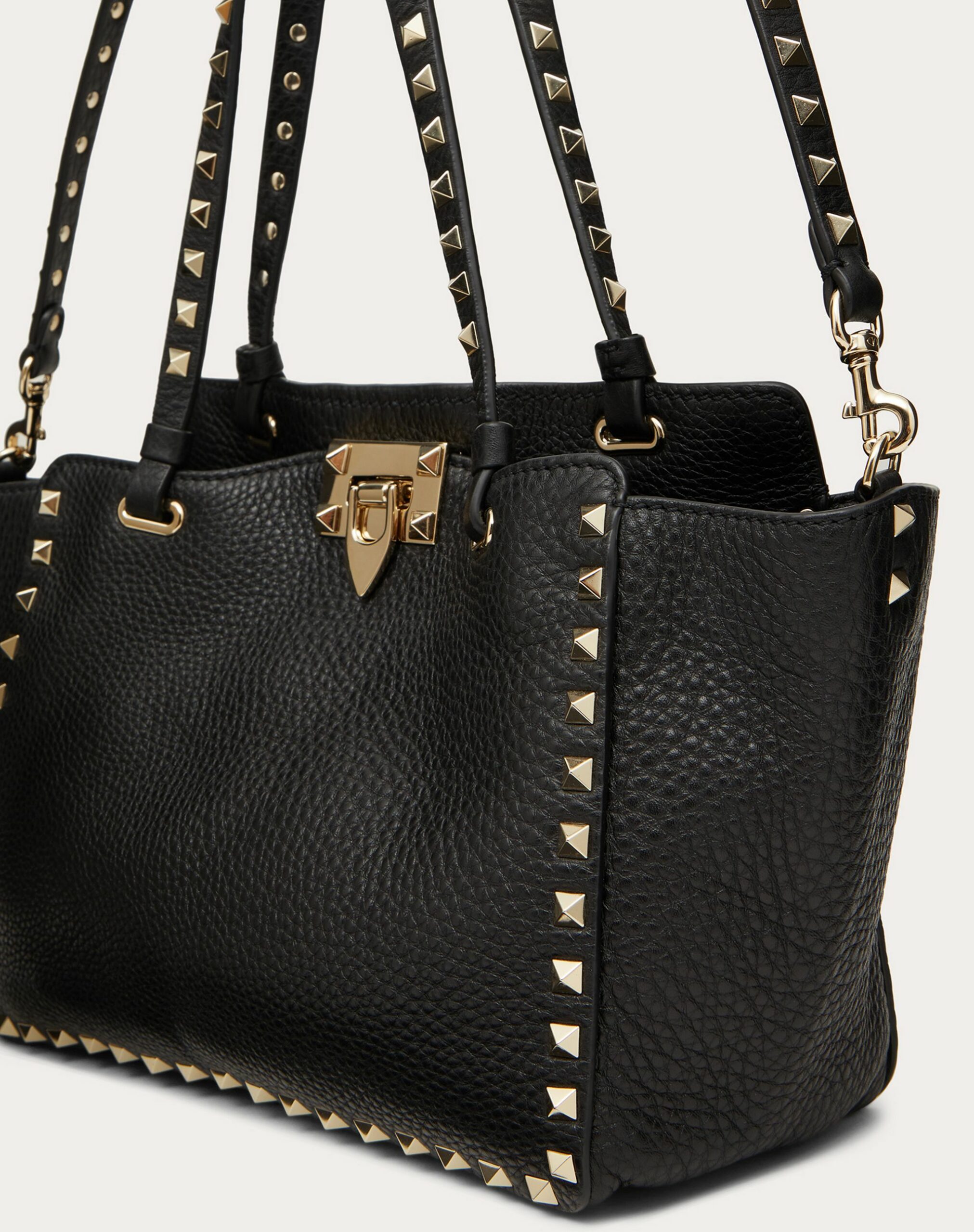 Valentino Small Grain Calfskin Leather Rockstud Bag Black (ZW2B0037VSF0NO)